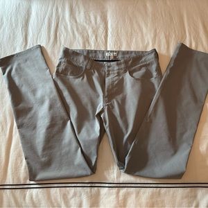 Peter Millar EB66 5 Pocket Performance Pants - Silver - Men’s 33/34.